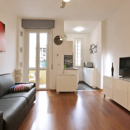 Bright New House Near Navigli District Milan
