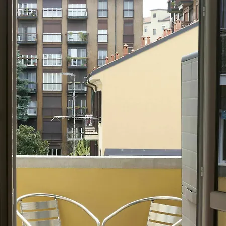 Bright New House Near Navigli District Apartment